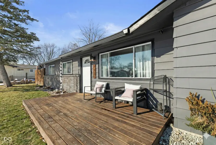 9326 Shenandoah Court, Indianapolis, IN 46229 - Image #2