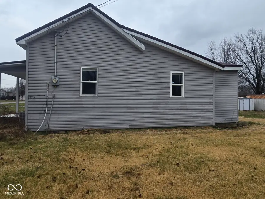 189 E Street Sw, Linton, IN 47441 - Image #3