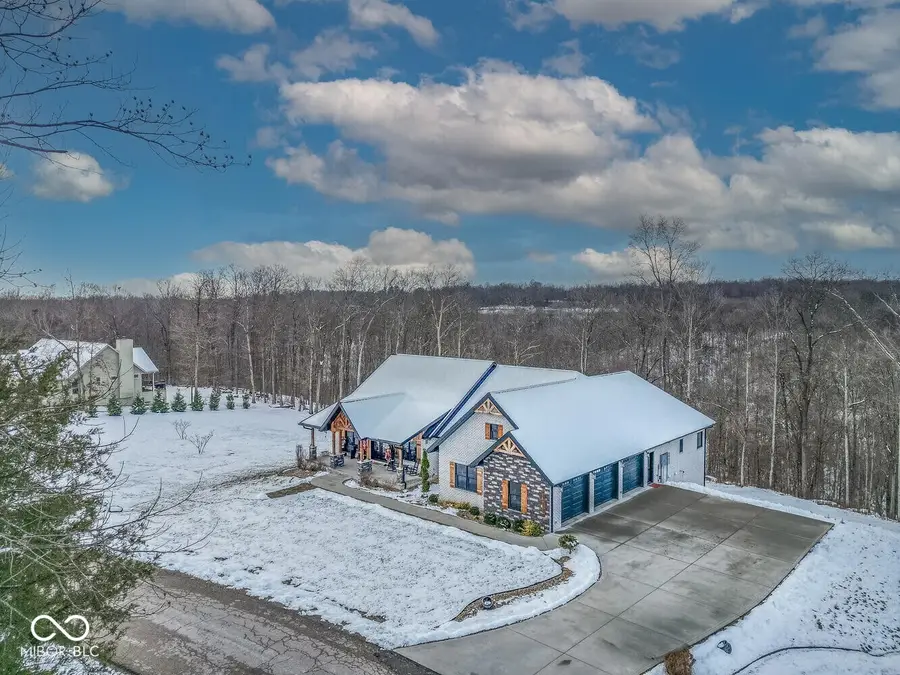 9218 S Foggy Ridge Lane, Bloomington, IN 47401 - Image #2
