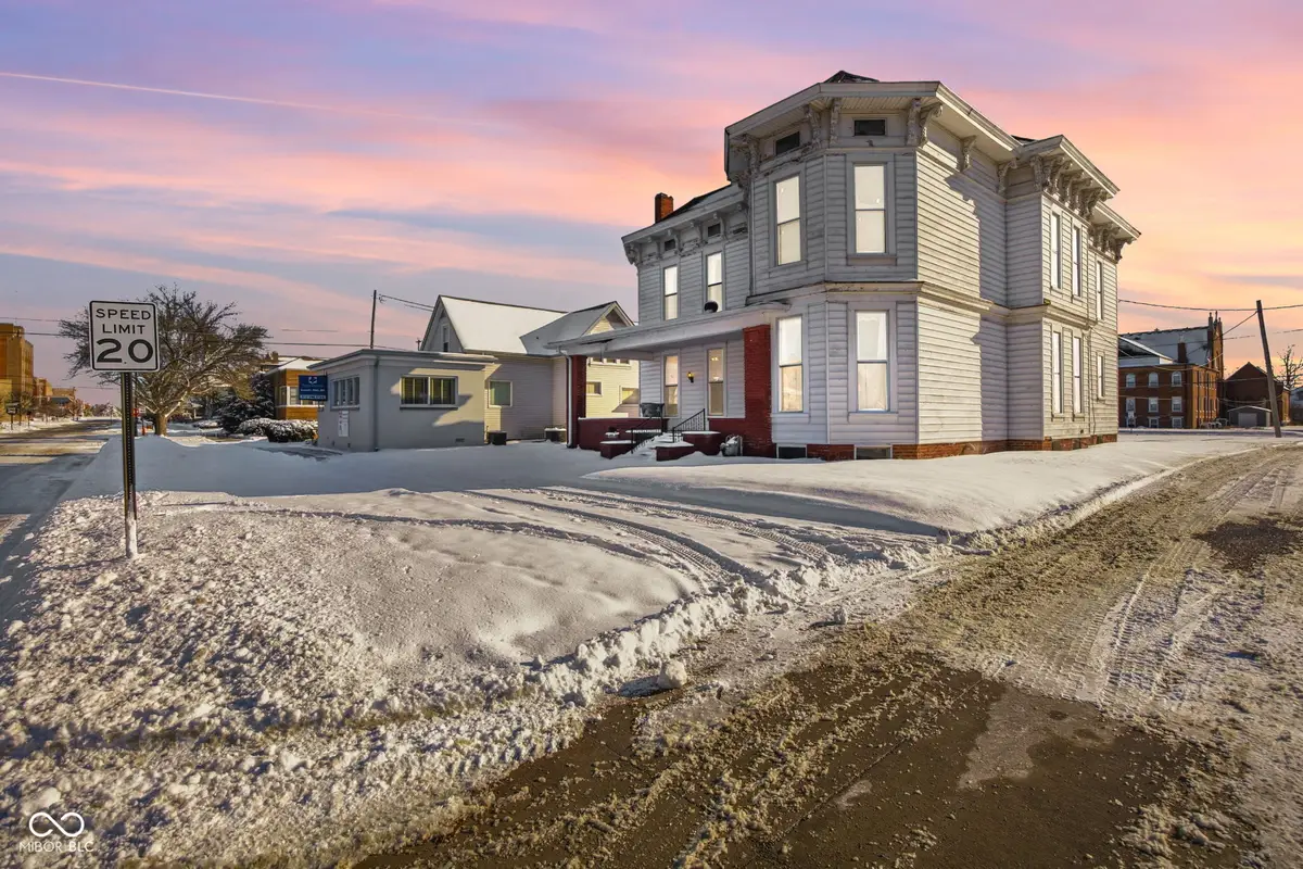 125 W Washington Street, Shelbyville, IN 46176 - Image #1