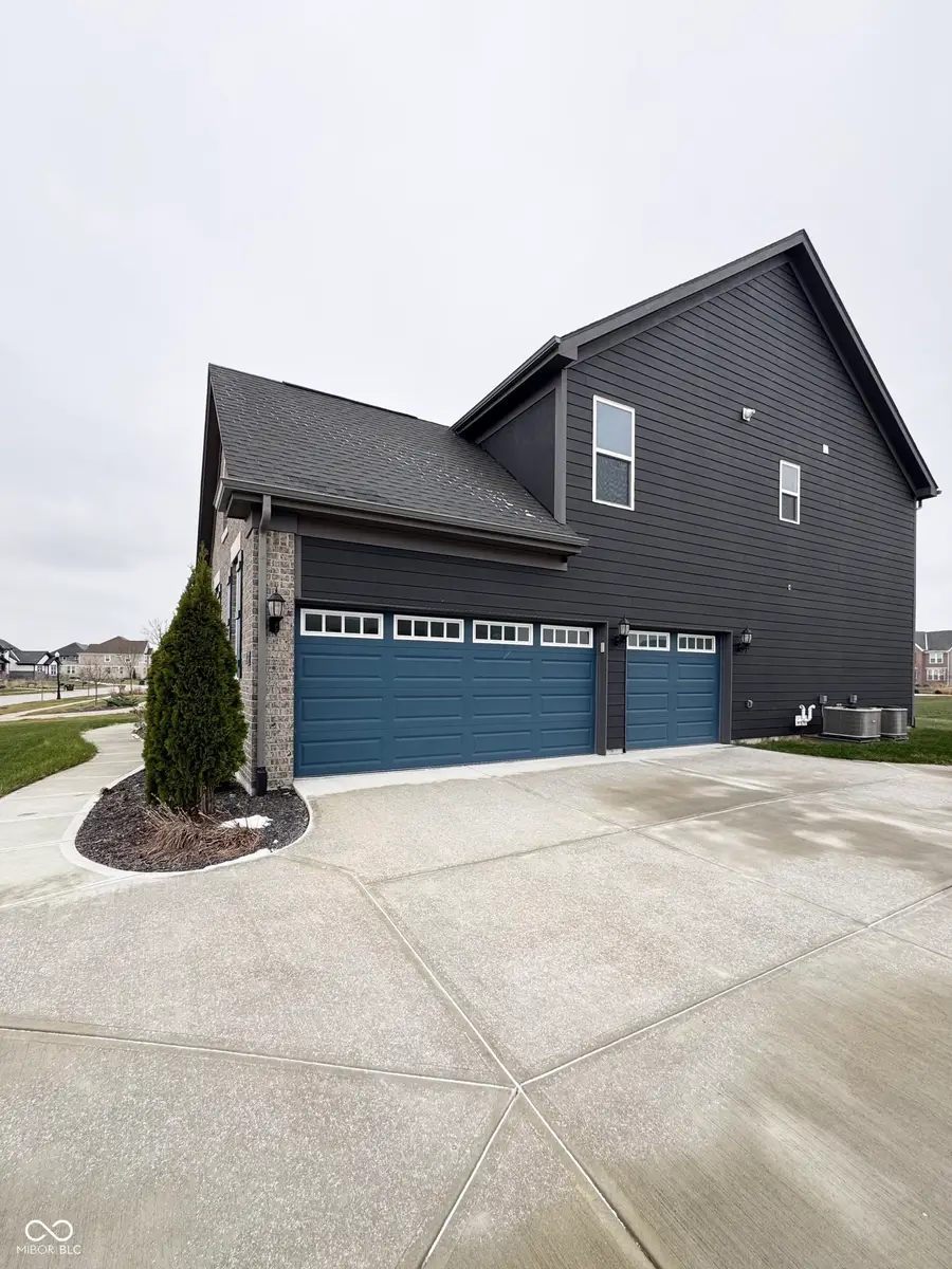 1436 Hove Drive, Greenwood, IN 46143 - Image #2