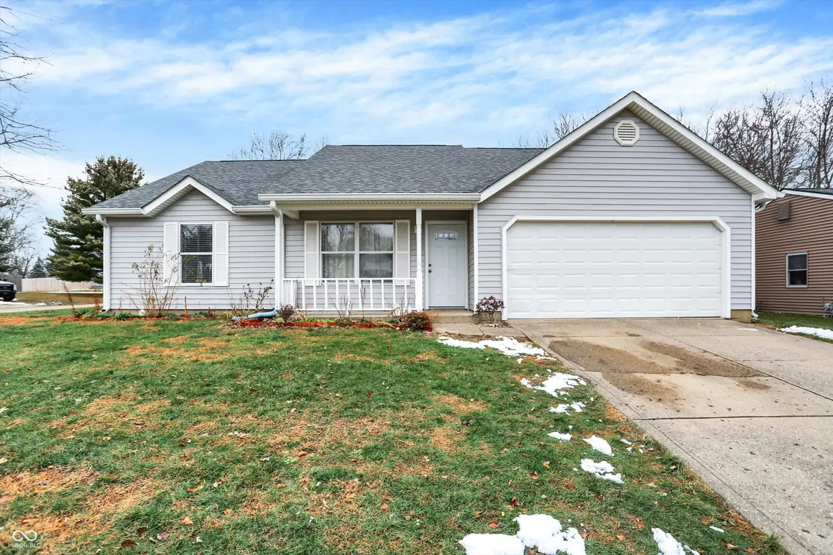 6494 Crimson Circle East Drive, Indianapolis, IN 46227 - Image #1