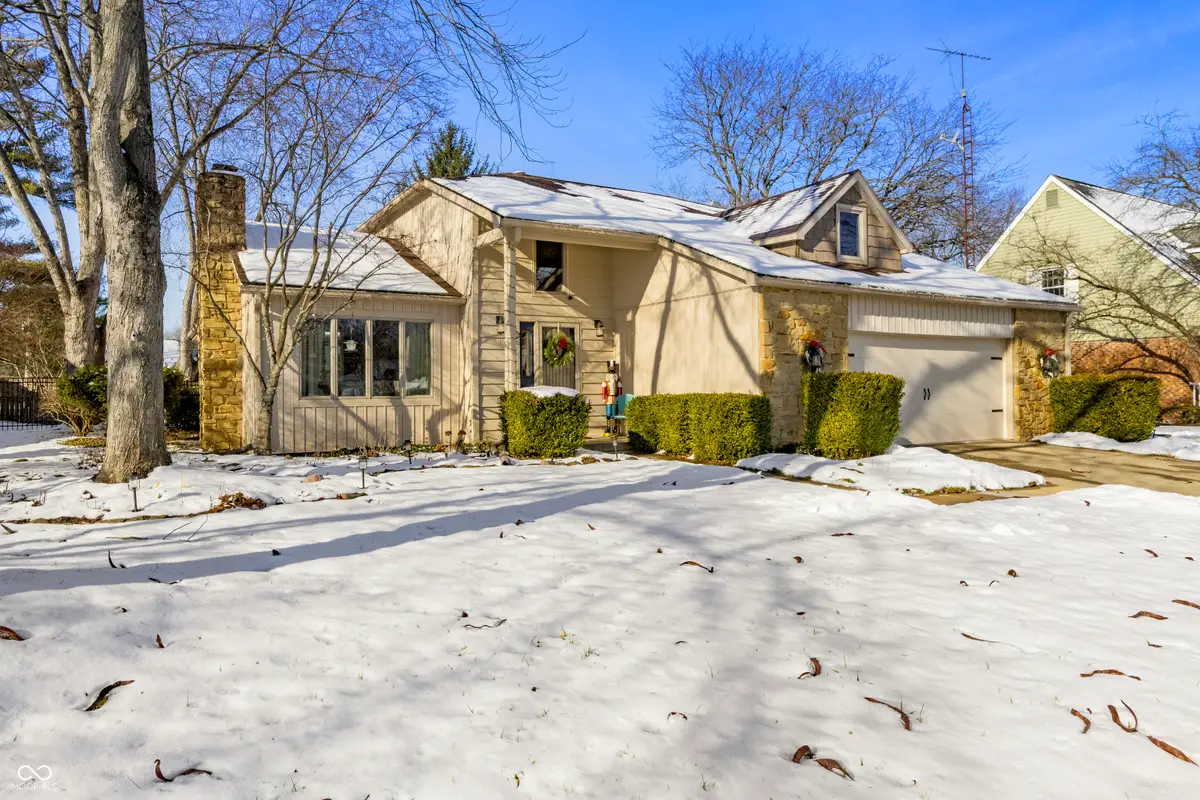 3710 Oriole Drive, Columbus, IN 47203 - Image #1