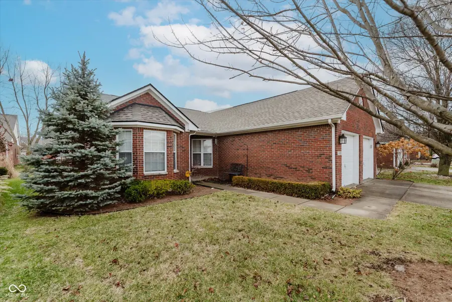 8445 Watertown Drive, Indianapolis, IN 46216 - Image #2