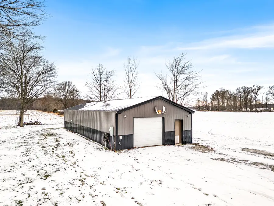 7365 W Morgans Trace, Dupont, IN 47231 - Image #2