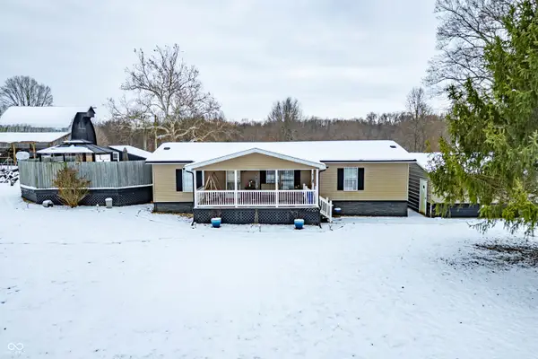 976 Vinegar Hill Road, Bedford, IN 47421