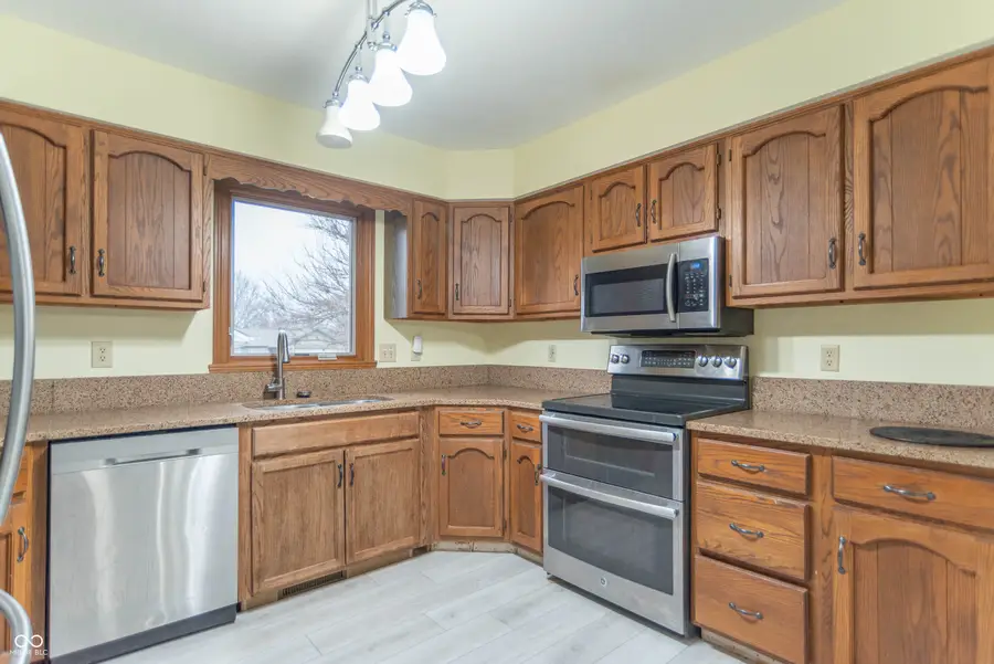 9233 Champton Drive, Indianapolis, IN 46256 - Image #2