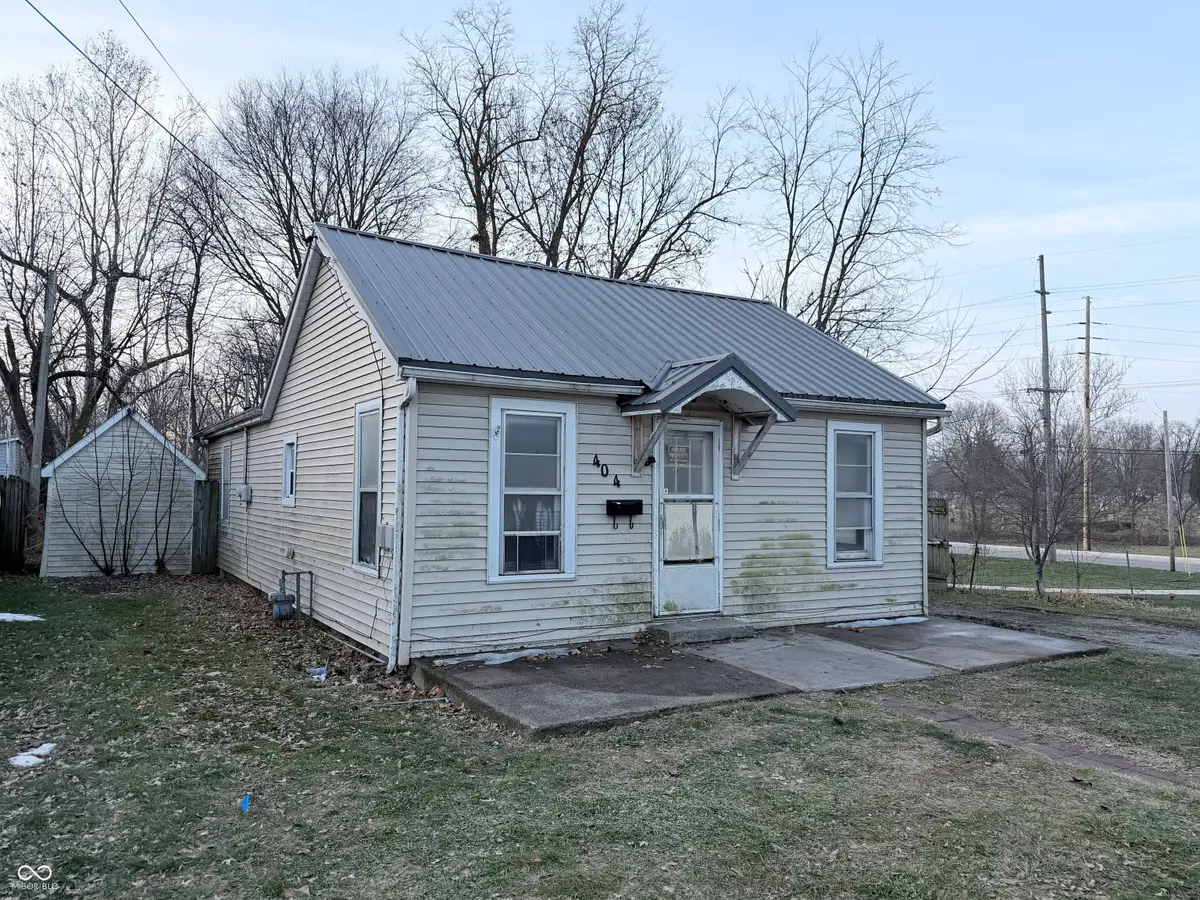 404 W Oakridge Avenue, Goshen, IN 46528 - Image #1