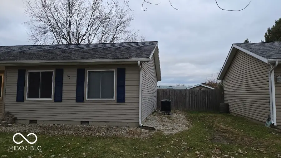 813 Mitchell Drive, Gas City, IN 46933 - Image #3