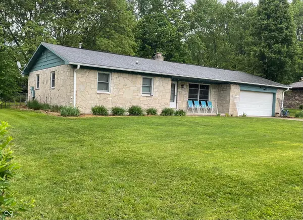 1737 Brer Rabbit Drive, Greenwood, IN 46143