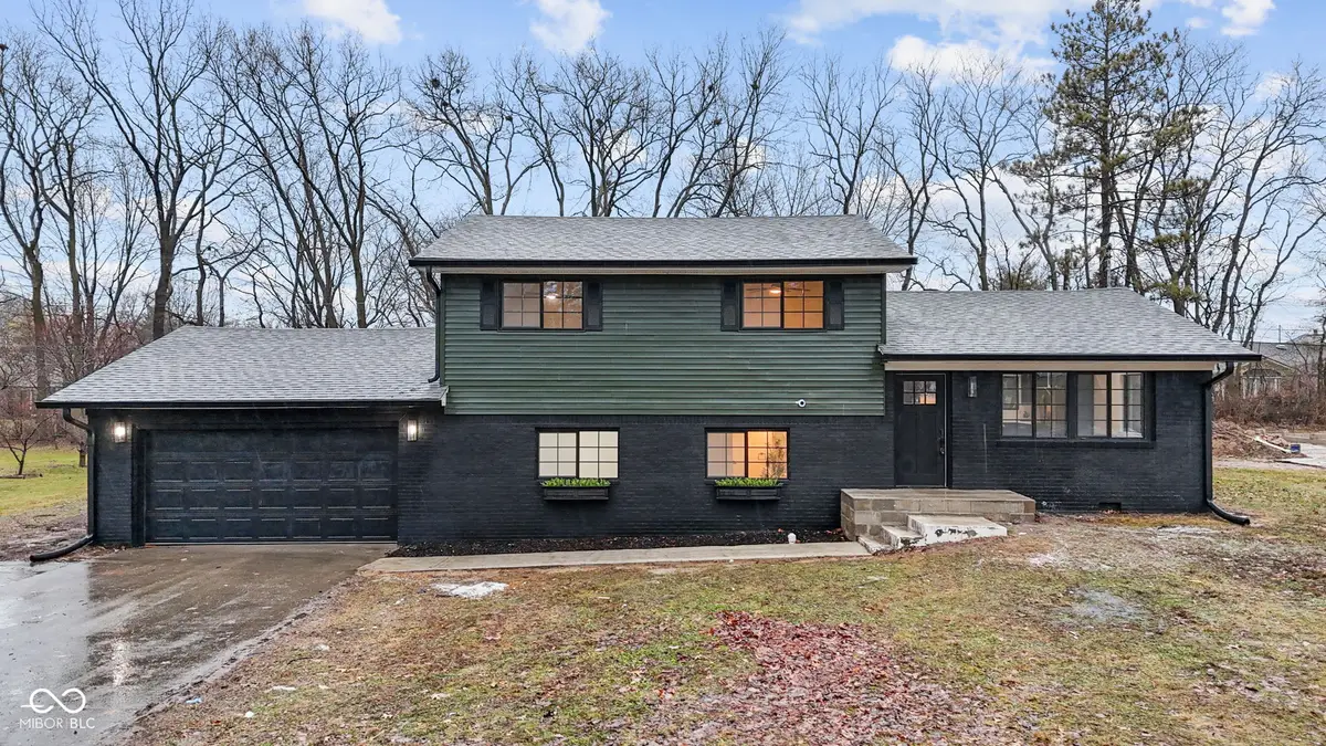 2712 Westleigh Drive, Indianapolis, IN 46268 - Image #1