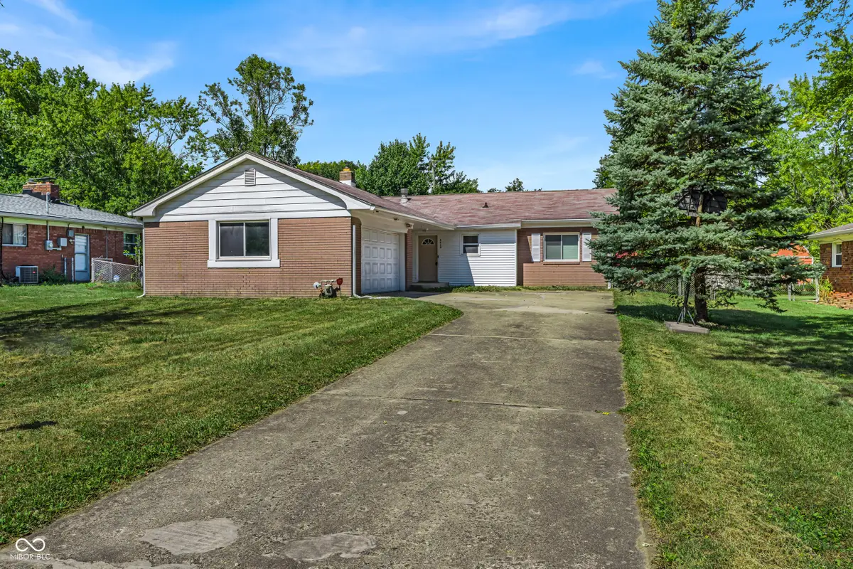 8238 E 11th Street, Indianapolis, IN 46219 - Image #1
