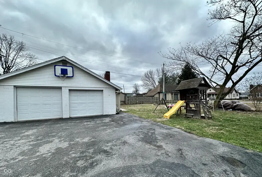 159 W Mitchell Avenue, Martinsville, IN 46151 - Image #2