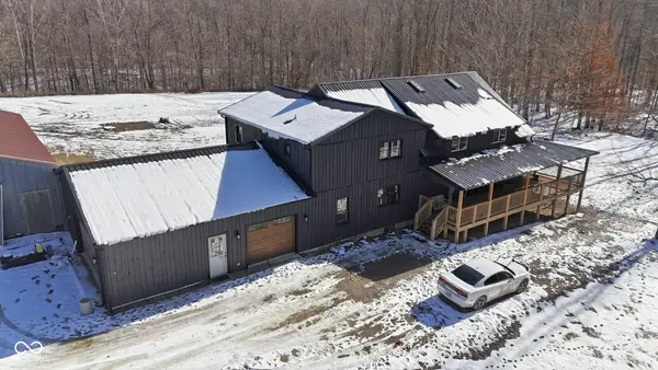 3524 Dollsberry Lane W, Nashville, IN 47448