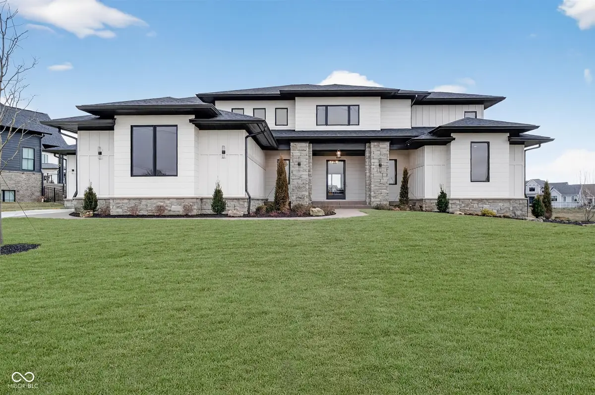 5155 Abington Way, Zionsville, IN 46077 - Image #1