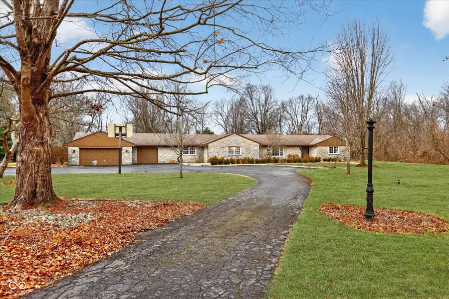 9641 Hamilton Hills Drive, Fishers, IN 46038 - Image #2