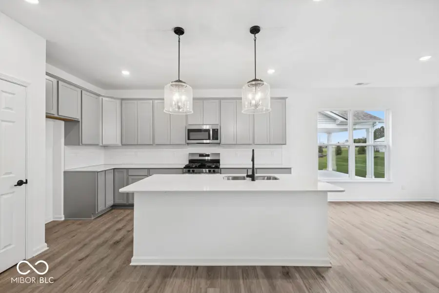 10619 Mangrove Drive, Indianapolis, IN 46239 - Image #2