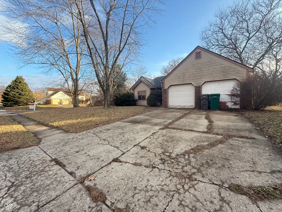 6909 Grampian Way, Indianapolis, IN 46254 - Image #1