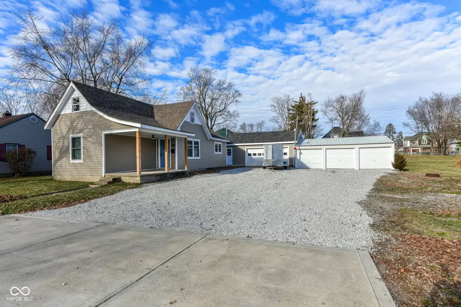 1122 S B Street, Elwood, IN 46036 - Image #2