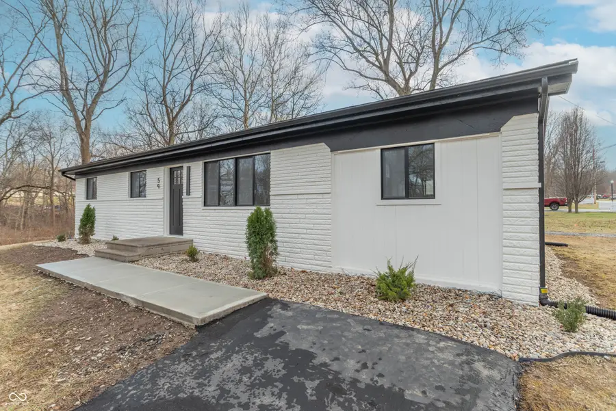 59 E Greencastle Road, Mooresville, IN 46158 - Image #2