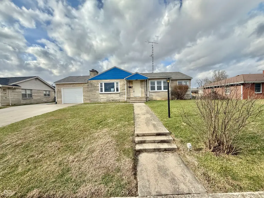 824 S Main Street, Brownstown, IN 47220 - Image #3