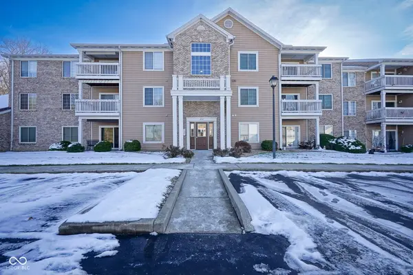 6509 Emerald Hill Court #104, Indianapolis, IN 46237