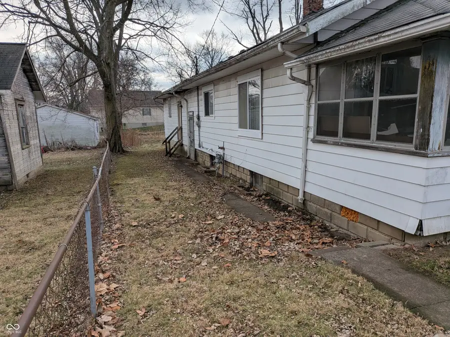303 E 31st Street, Anderson, IN 46016 - Image #2