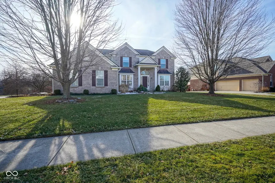 3905 Heathfield Court, Zionsville, IN 46077 - Image #2
