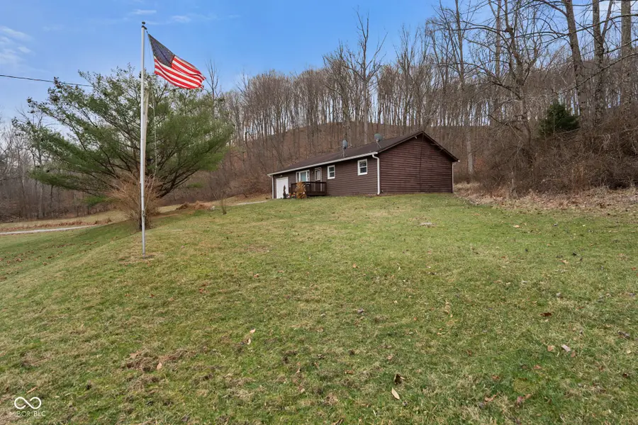 6979 Rinnie Seitz Road, Nashville, IN 47448 - Image #2