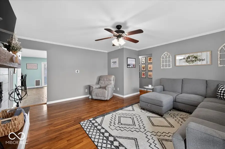 417 Hickory Lane, Plainfield, IN 46168 - Image #2