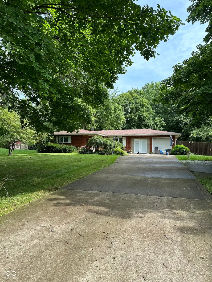 5808 E County Road 150 N, Avon, IN 46123 - Image #2