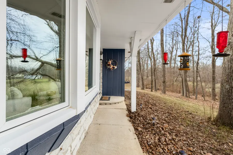 2579 E 400 N, Whiteland, IN 46184 - Image #2