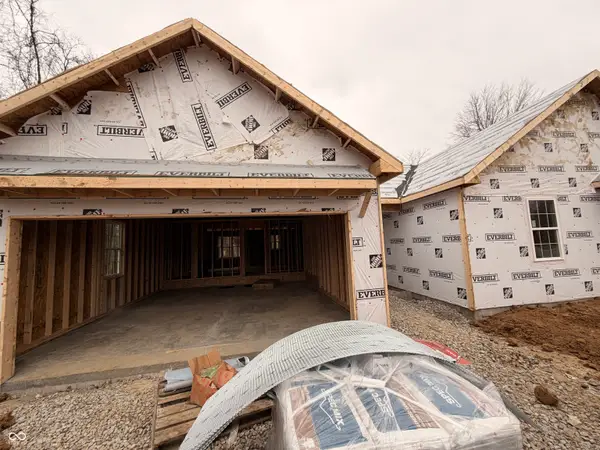 553 Mill Springs, Coatesville, IN 46121