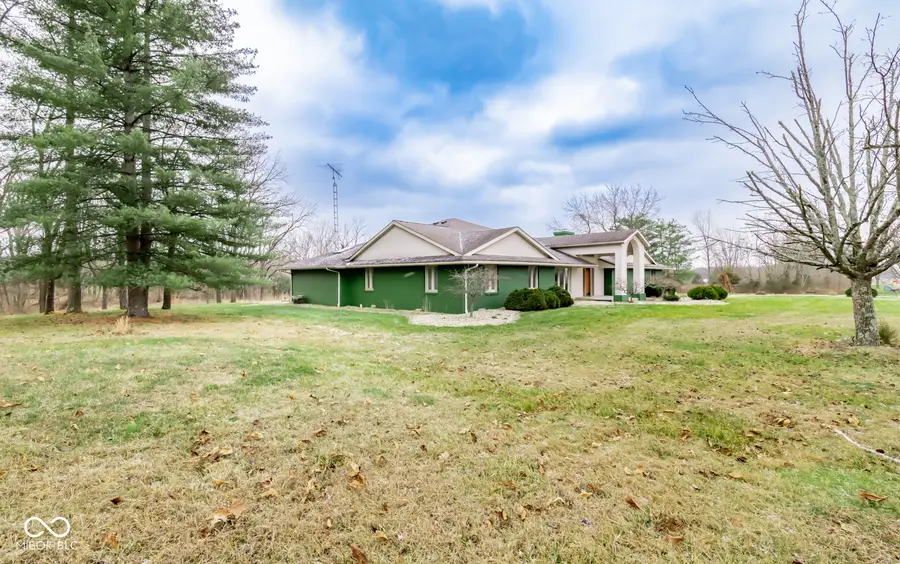 7713 N County Road 100 W, Seymour, IN 47274 - Image #3