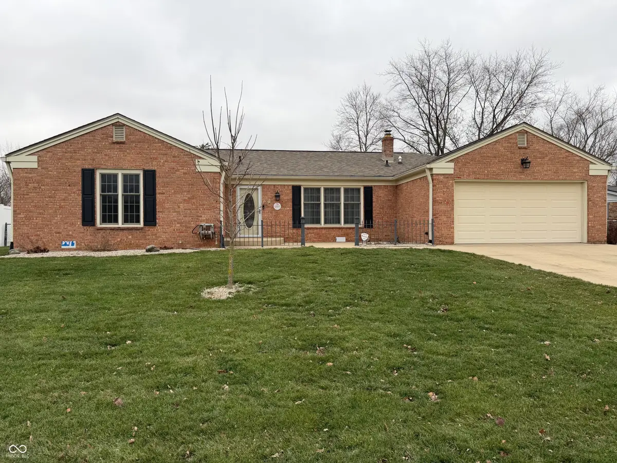 609 Waterview Boulevard, Greenfield, IN 46140 - Image #1