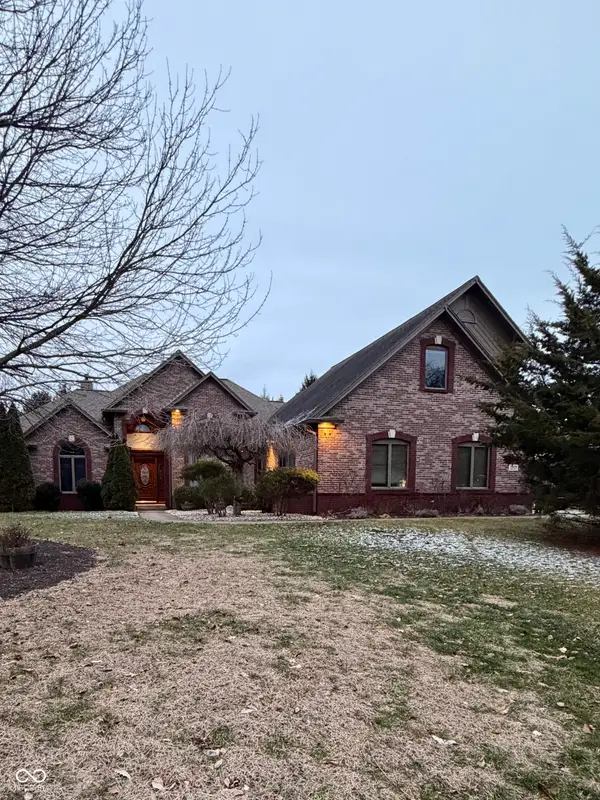 1929 Willow Bend Court, Avon, IN 46123