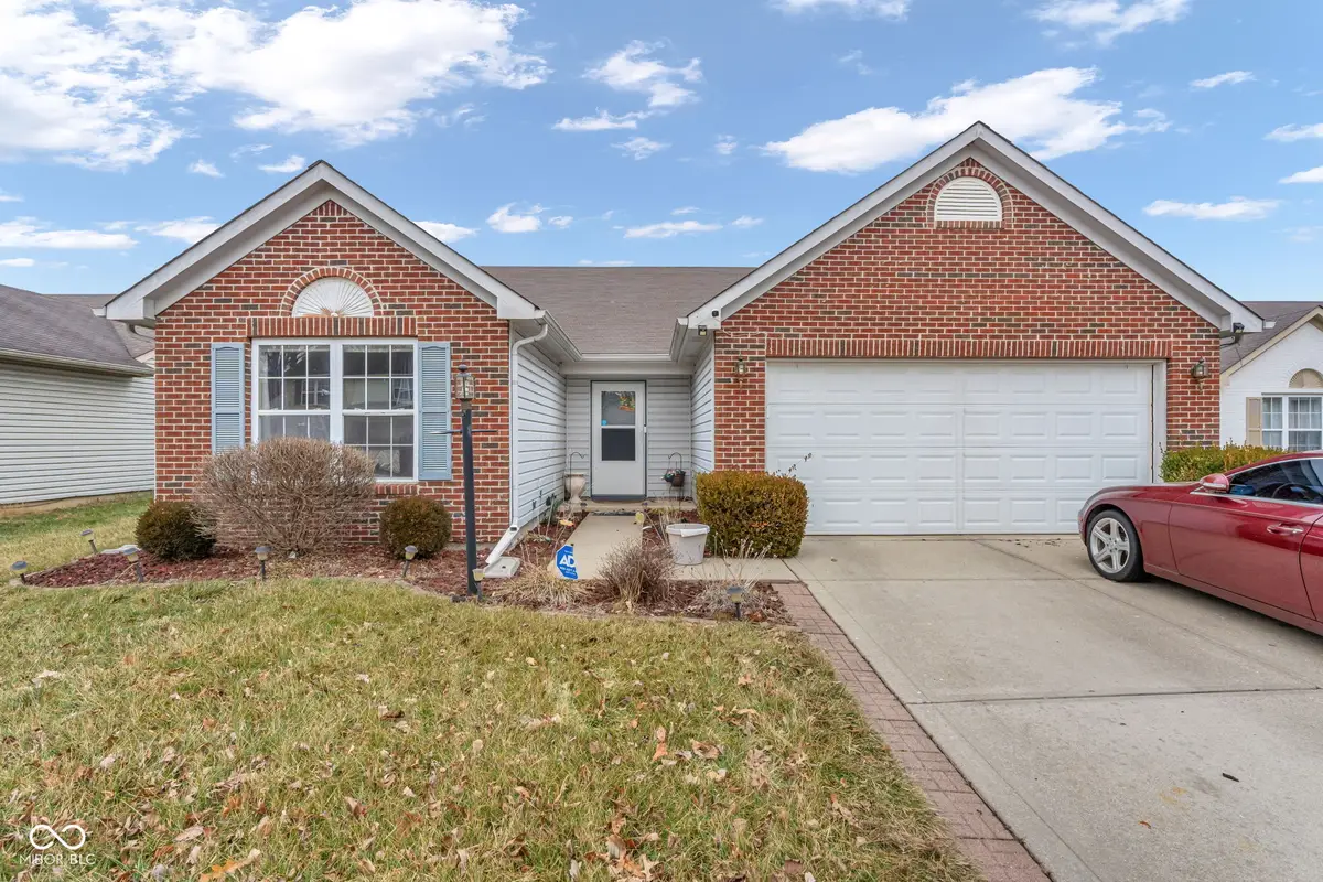 5850 Woodcote Drive, Indianapolis, IN 46221 - Image #1