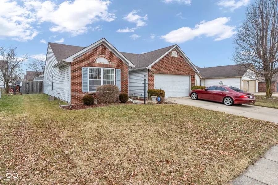 5850 Woodcote Drive, Indianapolis, IN 46221 - Image #3