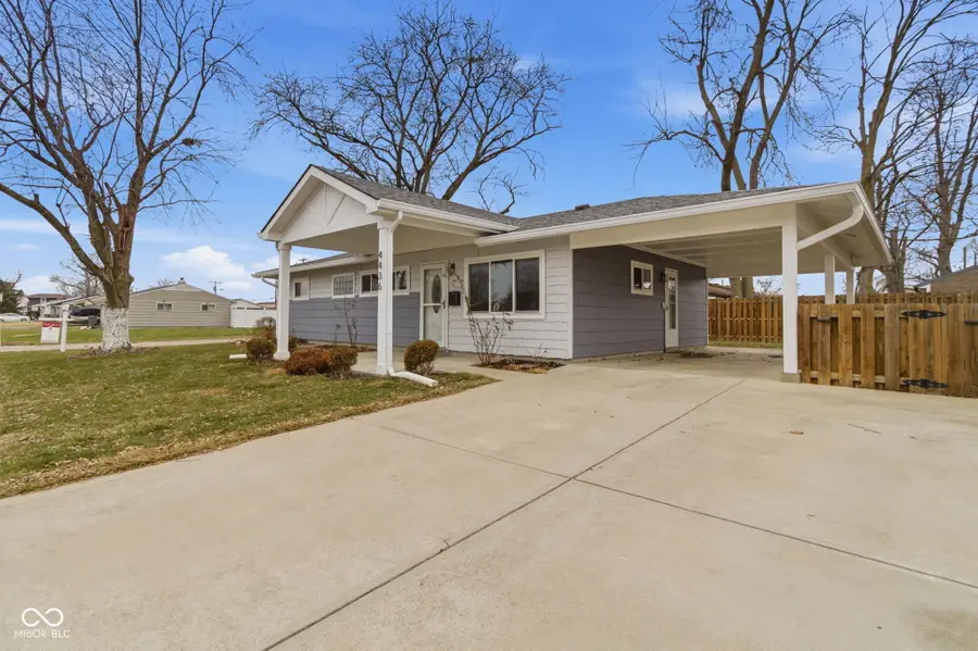 4436 Hollister Drive, Indianapolis, IN 46222 - Image #2