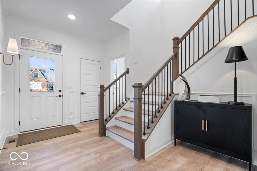 529 E 57th Street E, Indianapolis, IN 46220 - Image #2