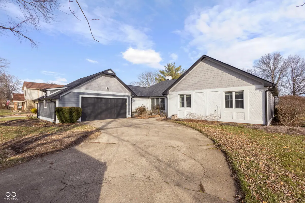 11126 N Eagles Nest Court, Fairland, IN 46126 - Image #1