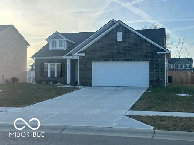 6569 W Sailboat Drive, Greenfield, IN 46140 - Image #1