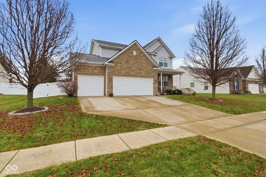 1523 Tuscany Drive, Greenwood, IN 46143 - Image #2