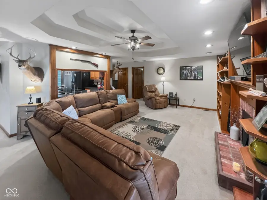1302 S 600 E, Greenfield, IN 46140 - Image #2