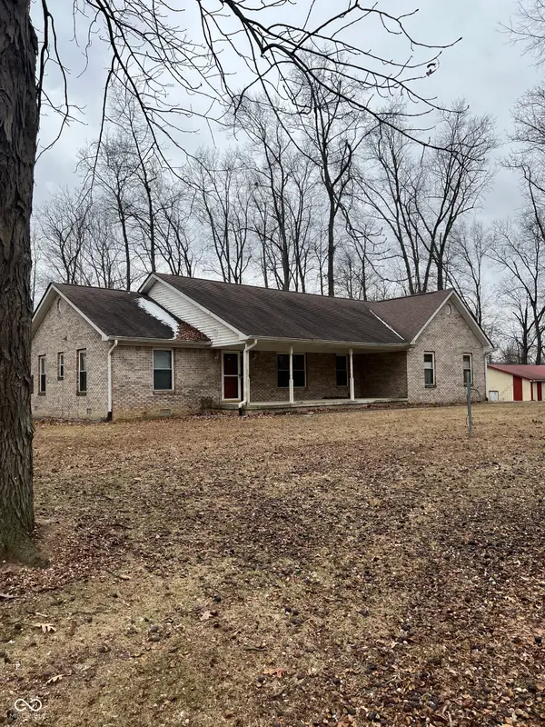 725 E 600 N, Coatesville, IN 46121