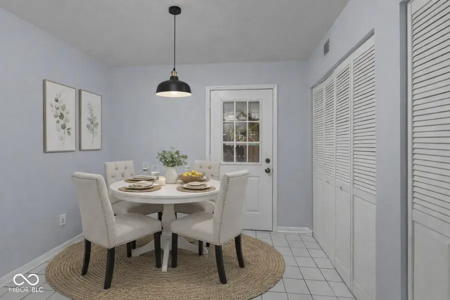 9458 Fordham Street, Indianapolis, IN 46268 - Image #3