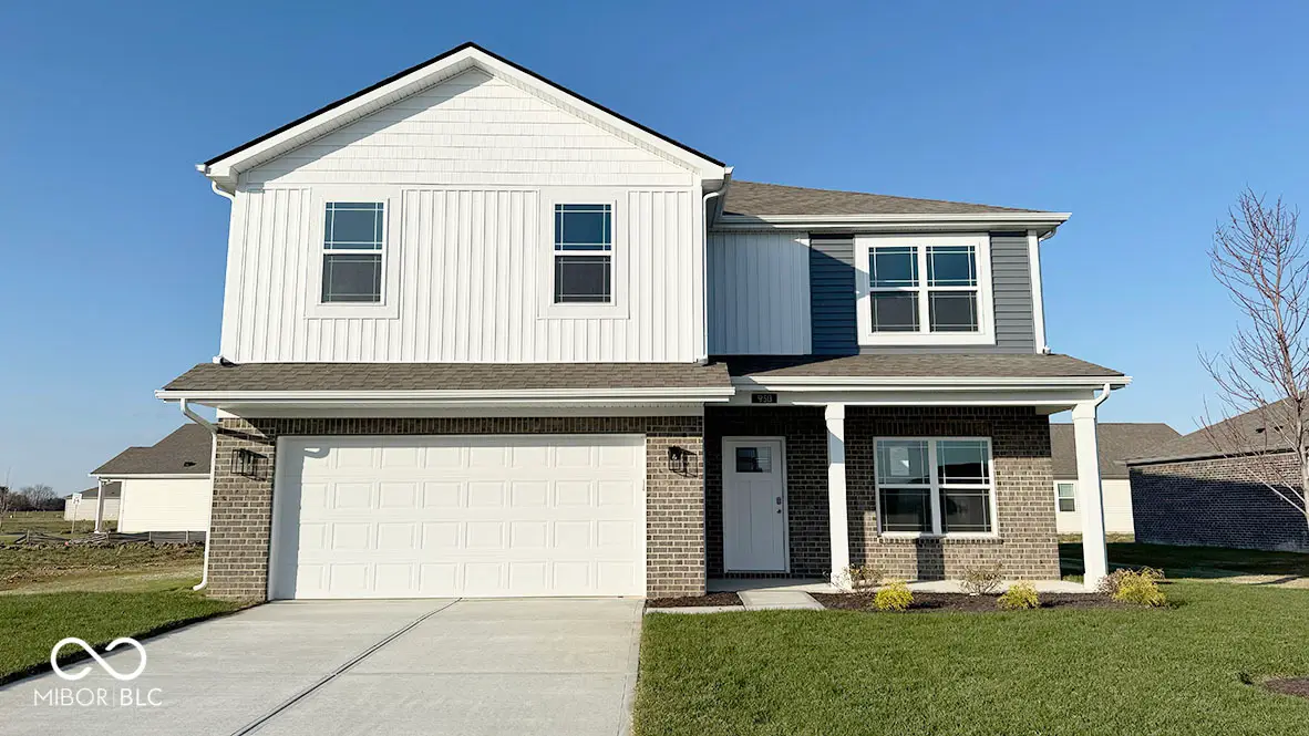 930 Saddlebrook Farms Boulevard, Whiteland, IN 46184 - Image #1