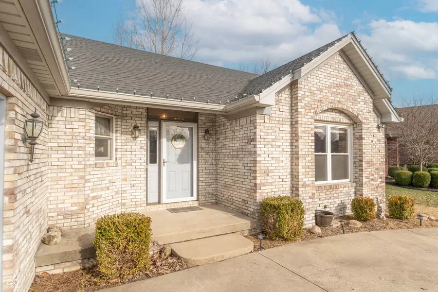 845 Robin Wood Place, Greencastle, IN 46135 - Image #2
