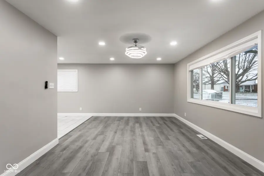 2828 S Illinois Street, Indianapolis, IN 46225 - Image #2