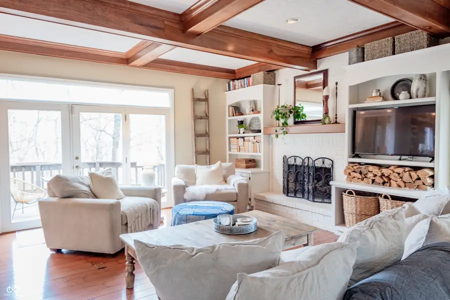 8224 Walnut Way, Indianapolis, IN 46256 - Image #3